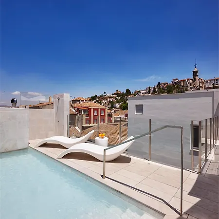 Macia Five Senses & Hotell
