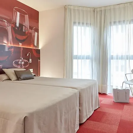 Macia Five Senses & Отель Гранада